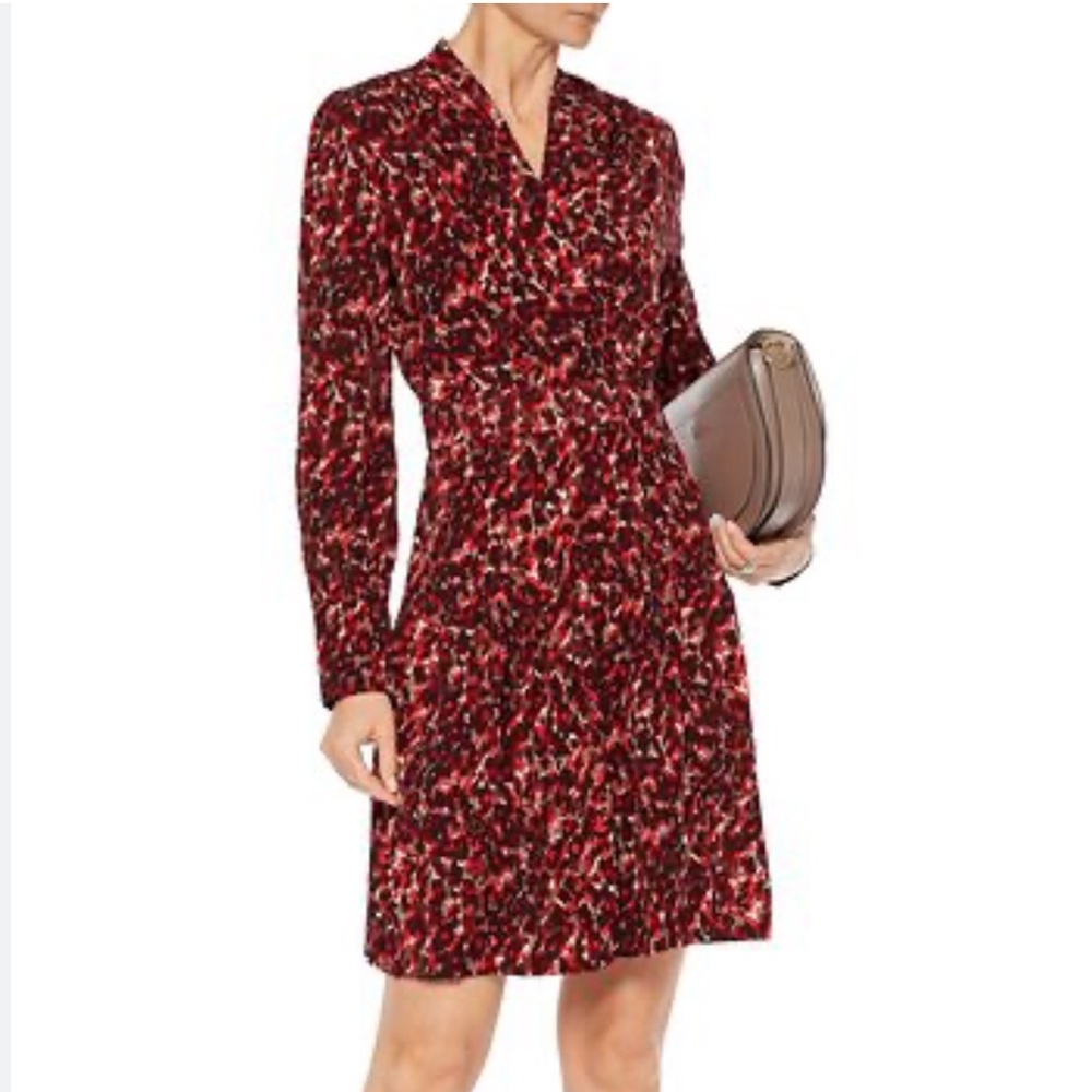Equipment dress